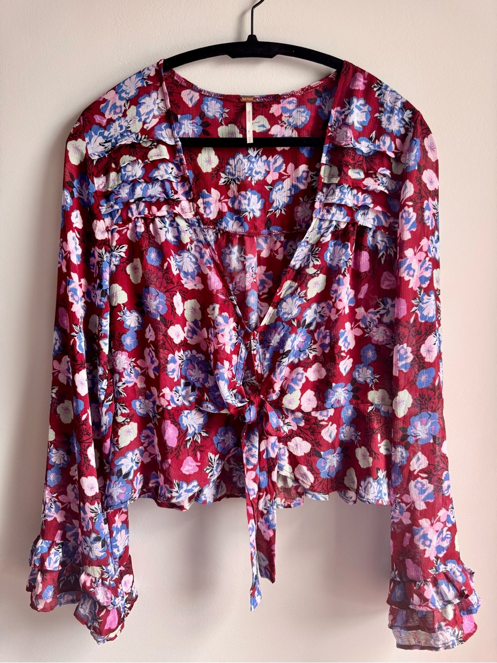 Free People Women's Floral Tie-Front Blouse size Medium NWOT